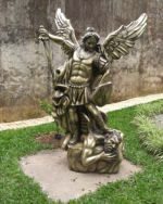 Estátua de Concreto e Cimento